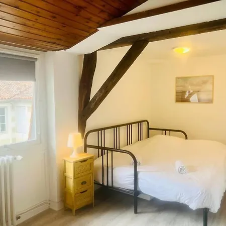 Apartment Le Jasmin - T3 En Hyper-centre Poitiers